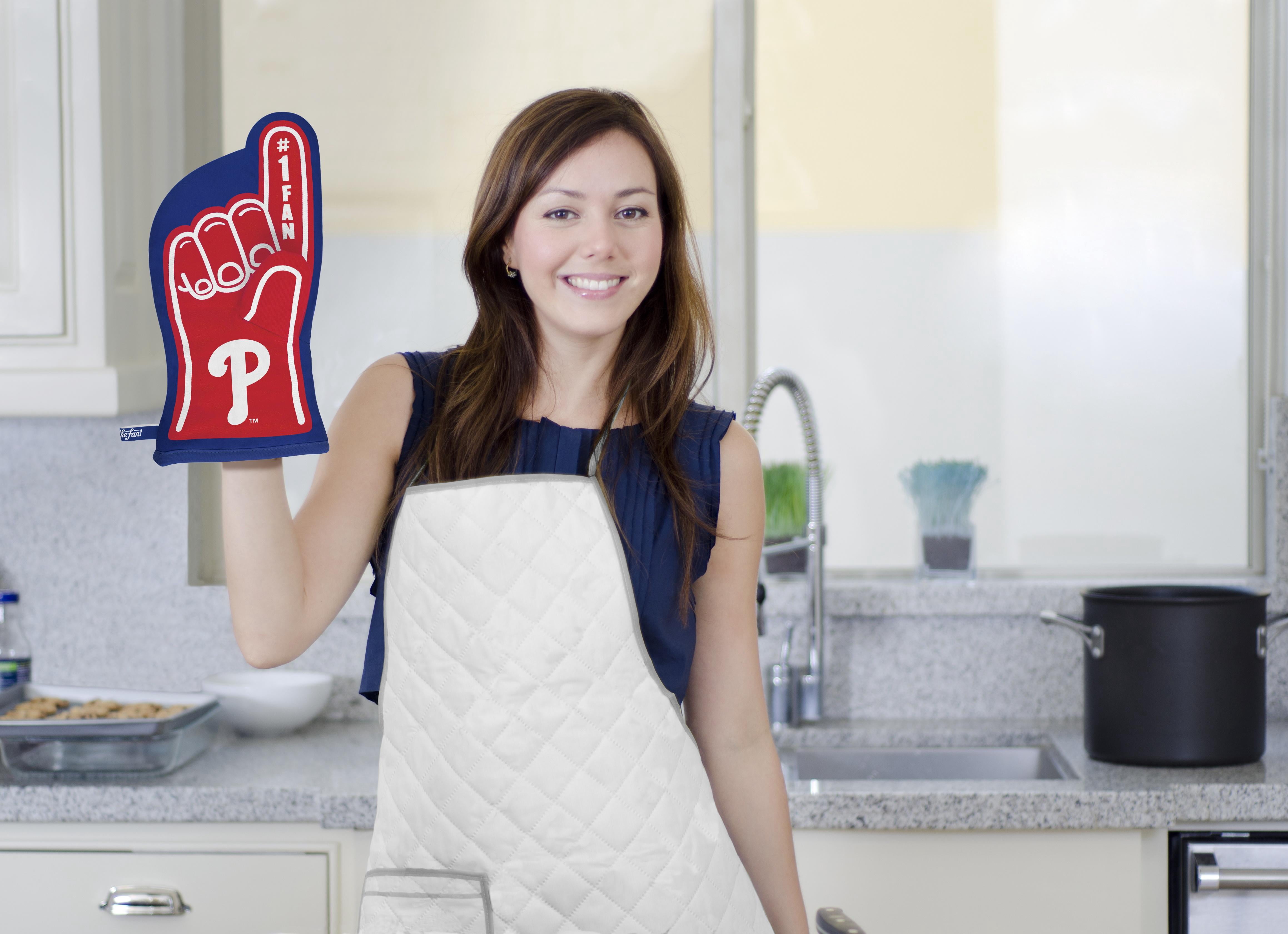 MLB Philadelphia Phillies #1 Oven Mitt