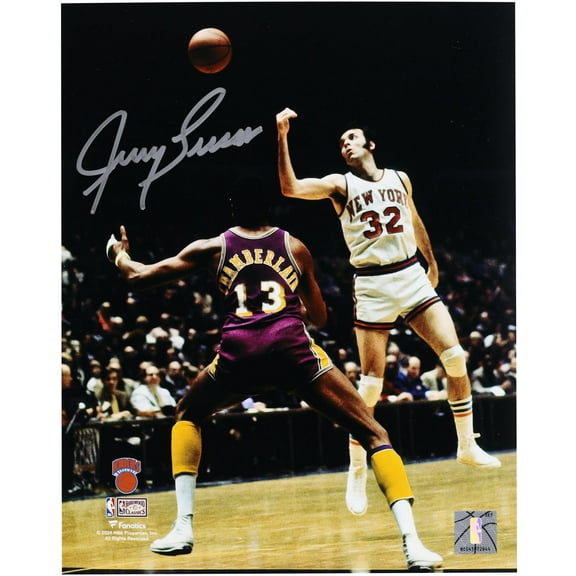 Jerry Lucas New York Knicks Autographed 8" x 10" Passing vs. Los Angeles Lakers Photograph - Fanatics Authentic Certified