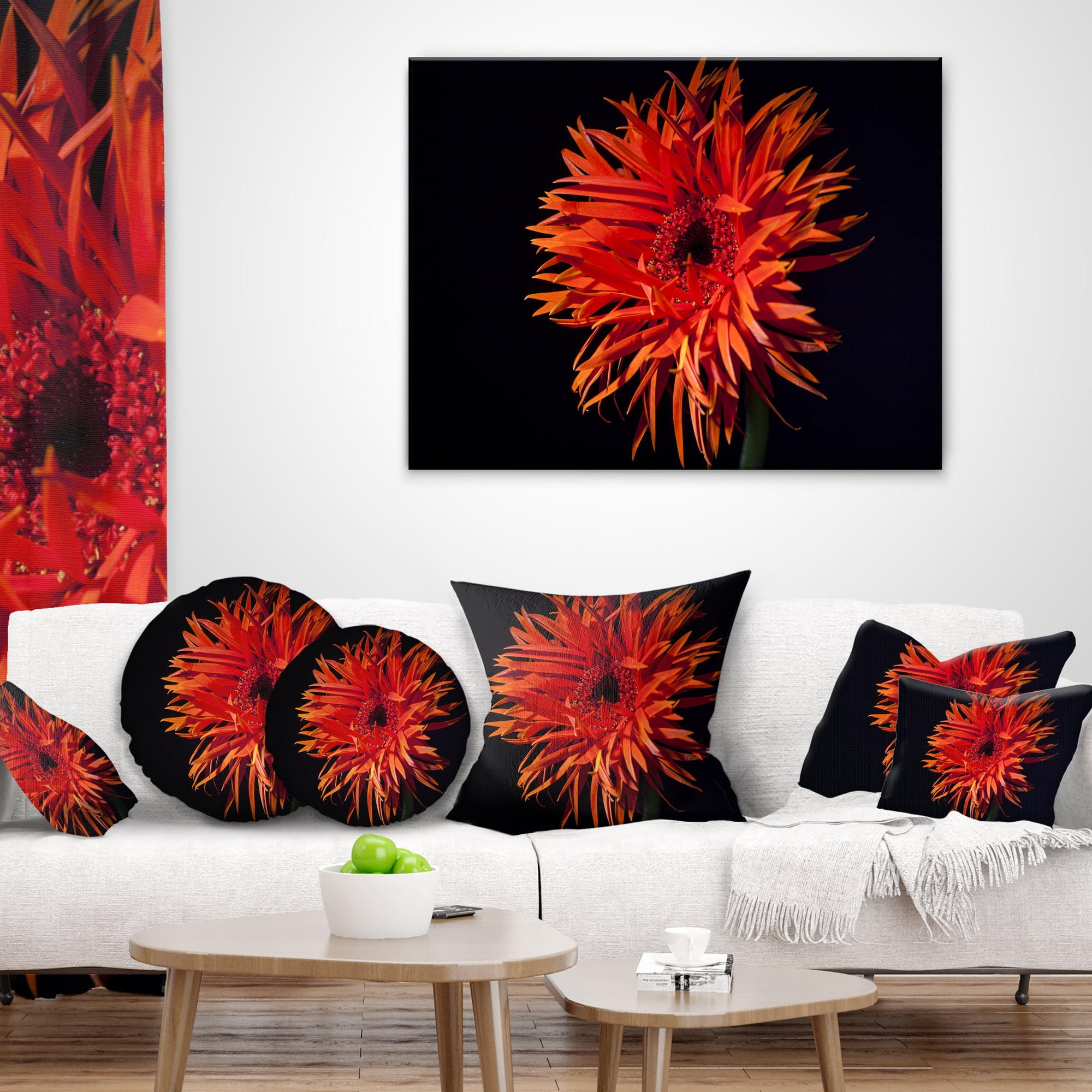 Designart Spider Gerbera Daisy Watercolor - Flowers Throw Pillowwork - 16x16