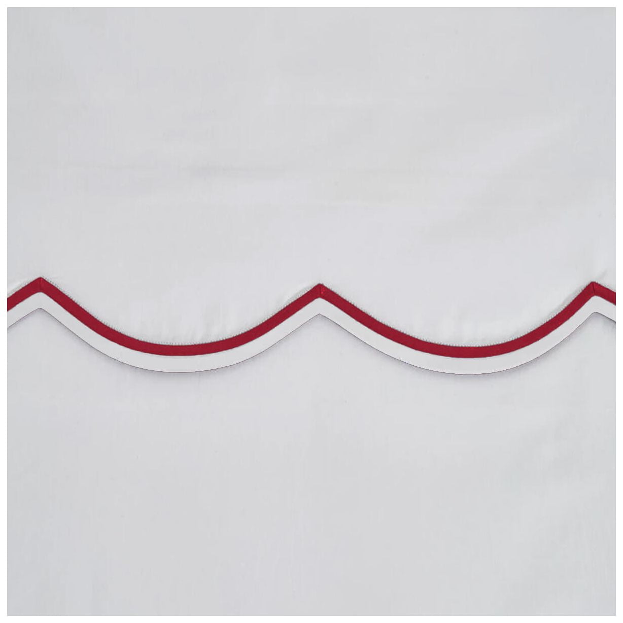 400 Thread Count White Cotton Sateen Hotel Stitch Duvet Cover in Scalloped Embroidery King/Cal-King Burgundy Border