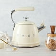 thumbnail image 4 of Hervidor de Estufa Retro SMEG 2.3L Crema con Silbato, 4 of 9