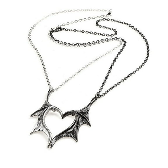 AOOOWER 2x/Set Novelty Couple Necklaces Retro Bat Wing Heart Pendant Matching Necklace Jewelry Gift for Teen Friend
