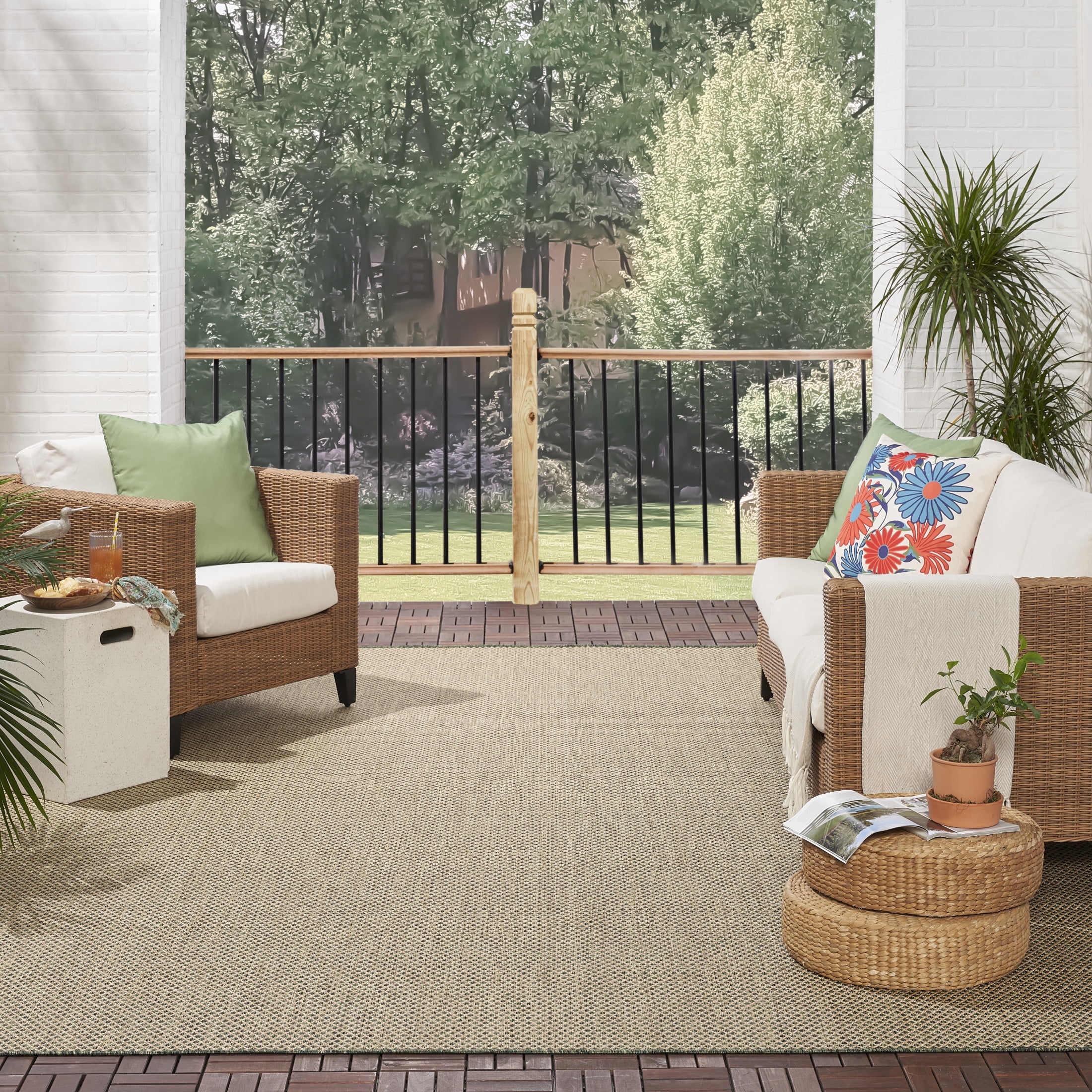 Nourison Courtyard 10' x 14' Green Modern Rug