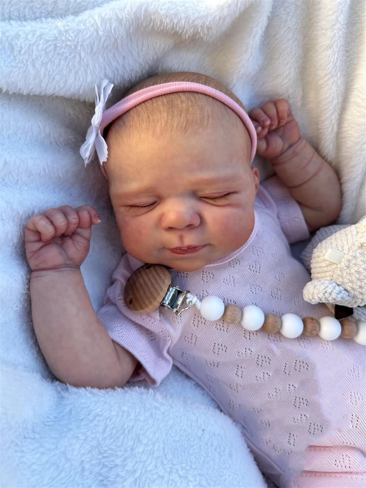 Reborn Baby Dolls, 18 inches Cloth Body Sleeping Realistic Baby Doll, Lifelike Newborn Real Life Baby Doll with Toy Accessories Gift for Kids Age 3+