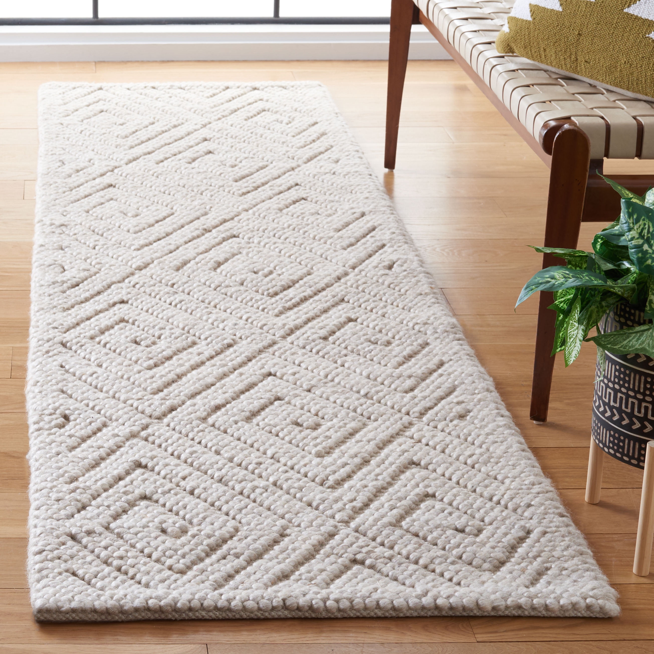 SAFAVIEH Natura Mitchell Diamond Runner Rug, Beige, 2'3" x 8'