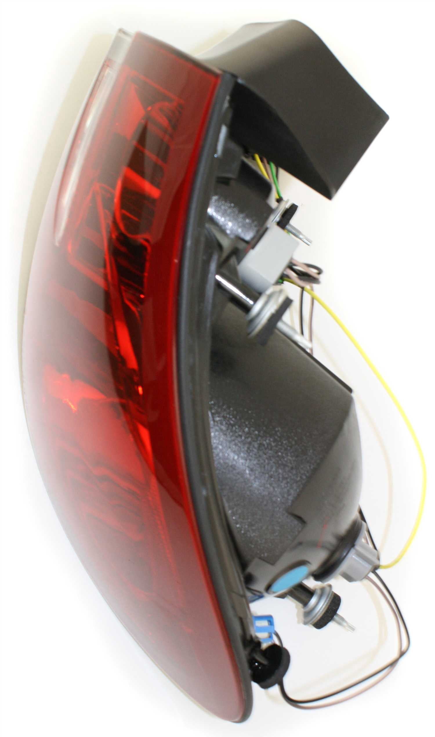 Tail Light Compatible With 2005-2009 Buick Allure LaCrosse Right Passenger With bulb(s)