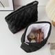 thumbnail image 1 of Bolsa de mano con patrones intrincados, bolsa de punto, bolsa de cosméticos con diseño de rayas y bloques de colores, bolsa de cosméticos portátil, estuche para lápices estilo Ins, bolsa de maquillaje, 1 of 6