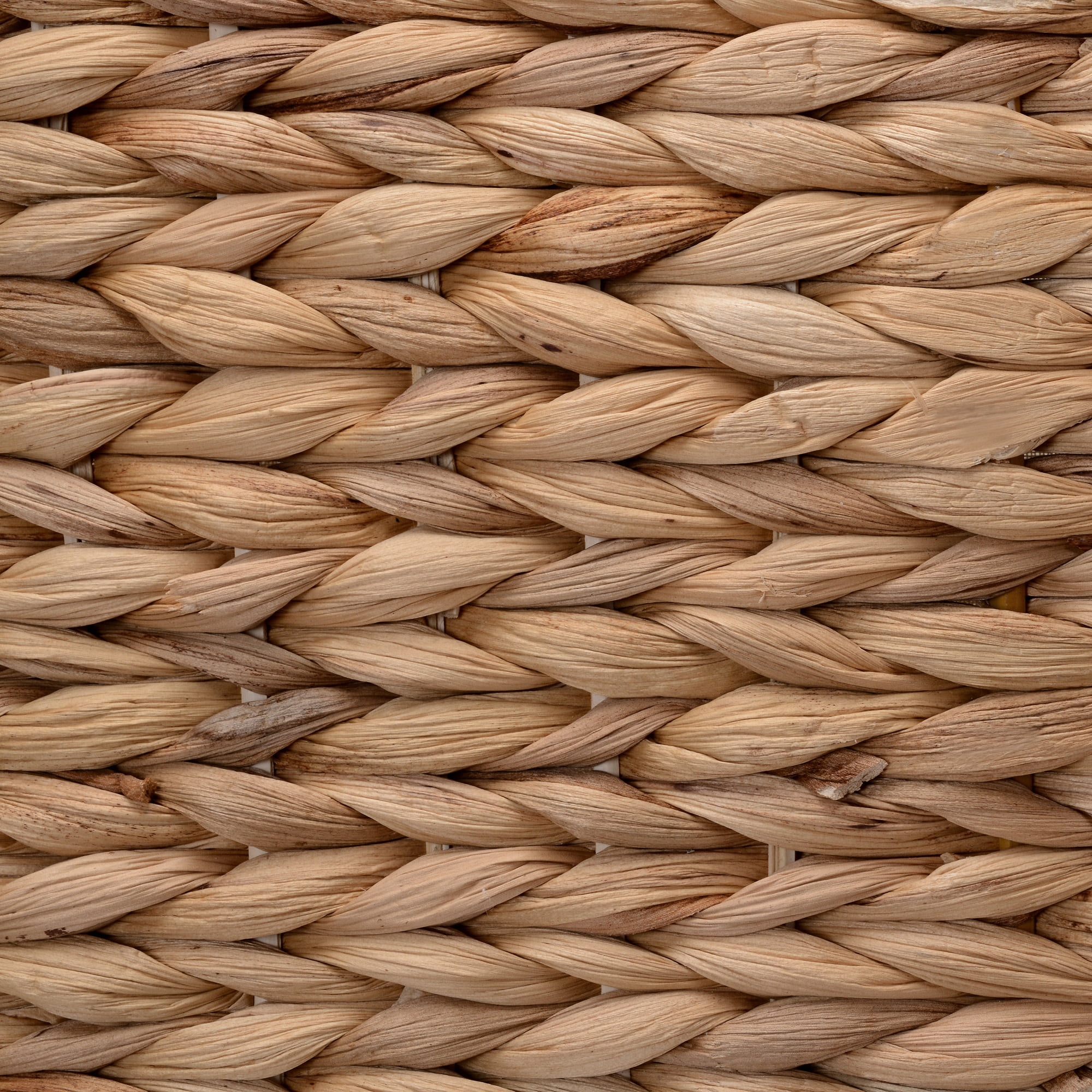 Villacera Set of 2 Handmade Water Hyacinth Wicker Laundry Hampers with Lids (Natural)