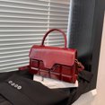 thumbnail image 4 of Bolso Cuadrado Pequeño Retro, 4 of 9