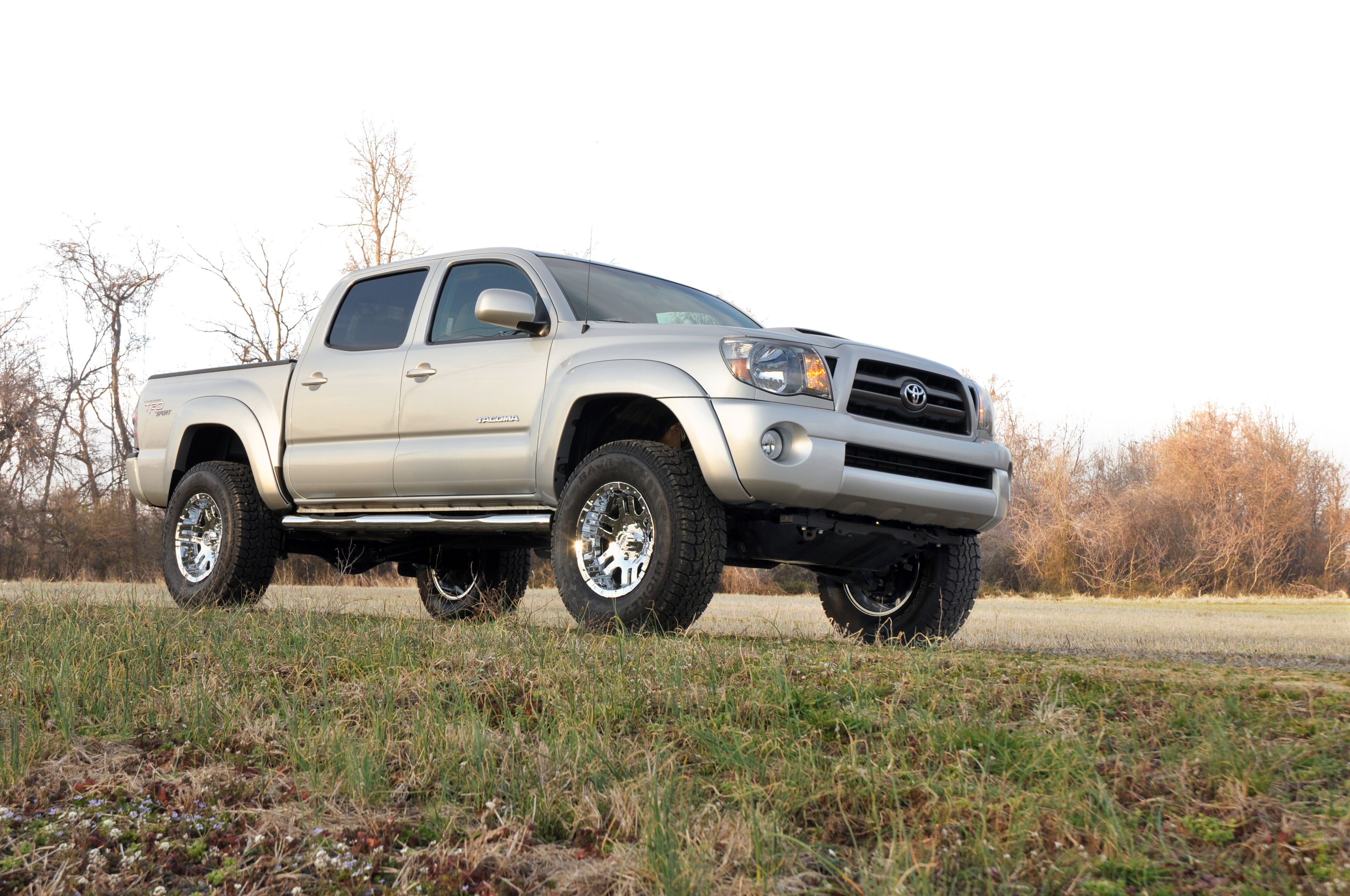 Rough Country Suspension Lift Kit 4wd Fits select: 2016-2020,2022-2023 TOYOTA TACOMA