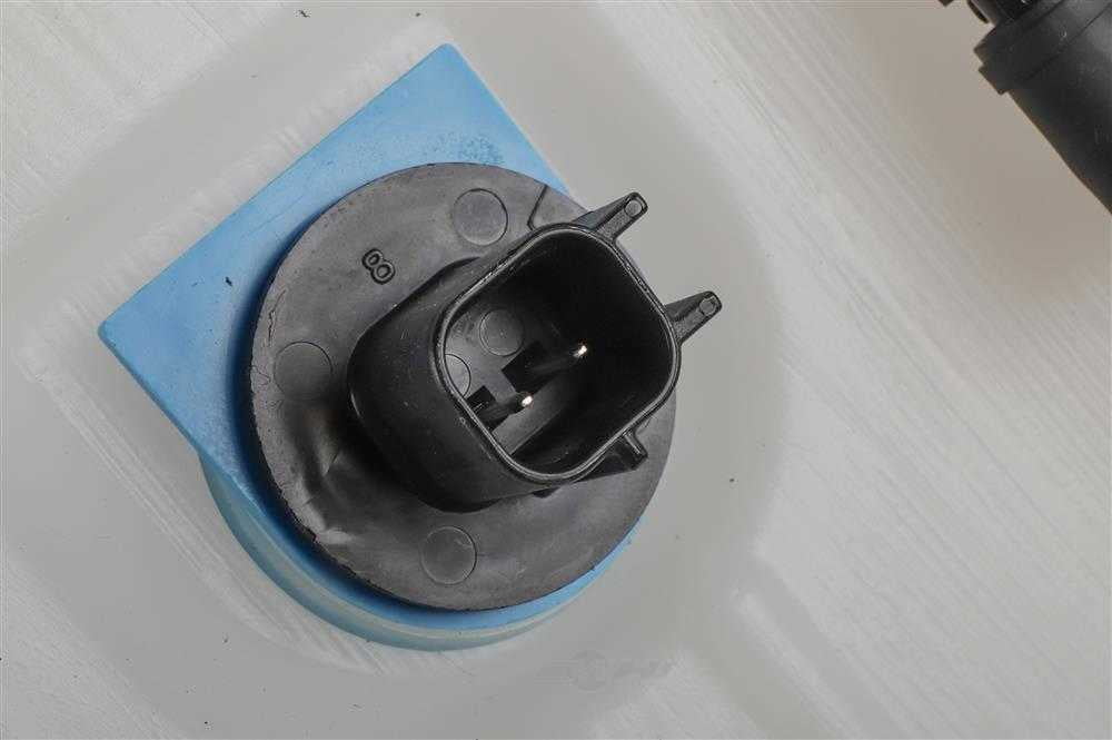 GM Genuine Parts 84766488 Windshield Washer Solvent Container