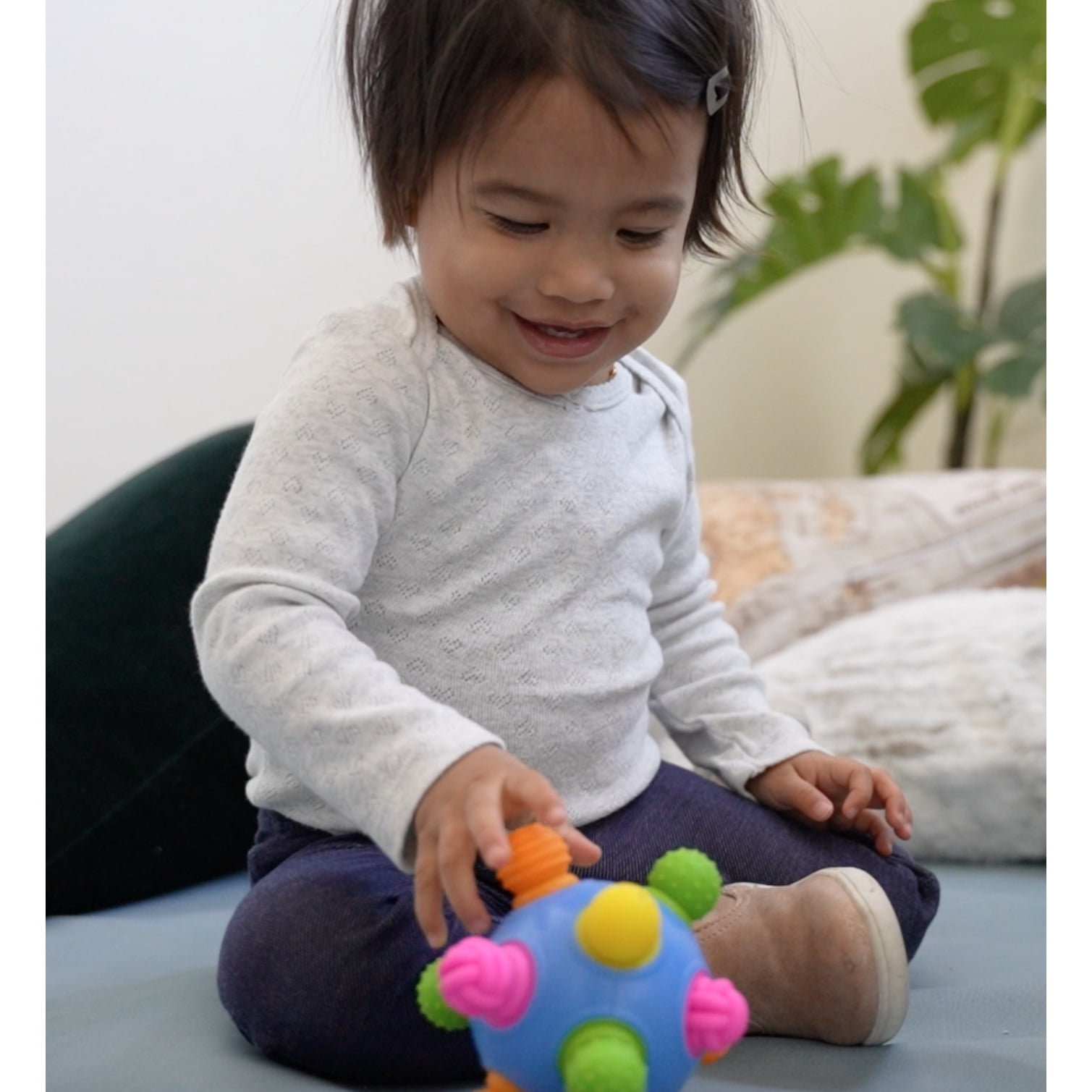 Mobi WOBLII Ball