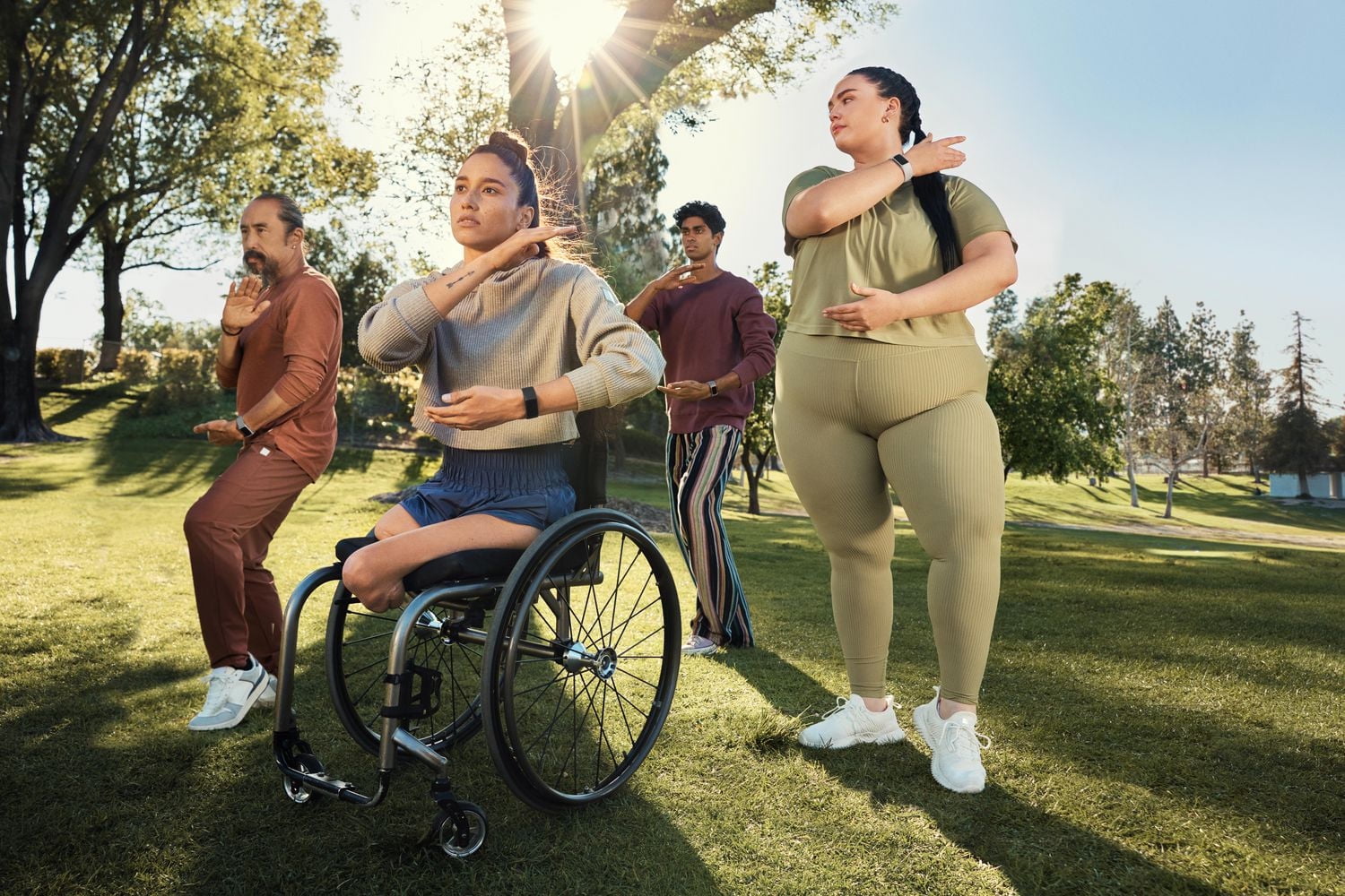 Google Fitbit Charge 6 Advanced Fitness and Health Tracker, Black, (1), Silver with White Band