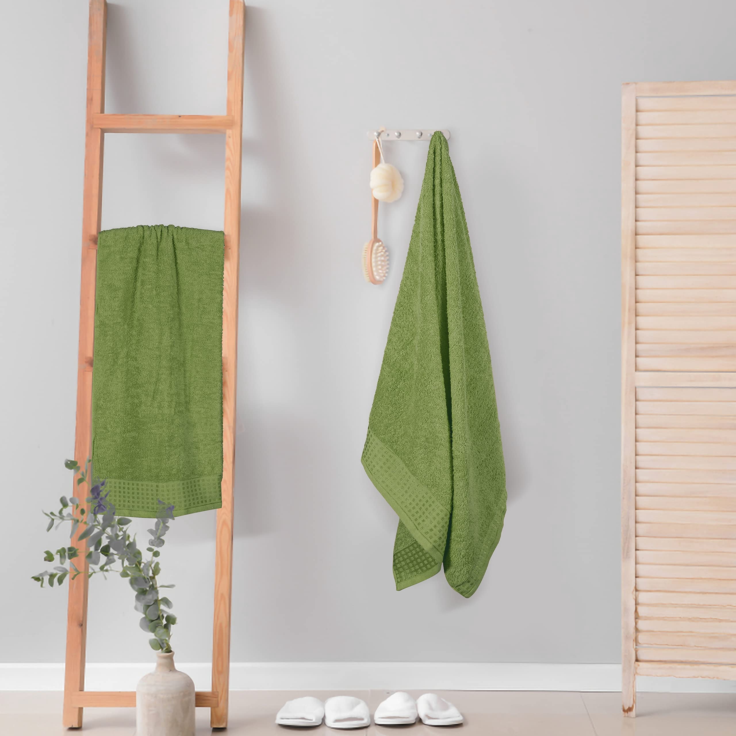MyOwn 100% Premium Cotton 2 Pack Oversized Bath Towel Set 28x55 inches, Large Bath Towels, Ultra Absorbant Compact Quickdry & Lightweight Towel, Ideal for Gym Travel Camp Pool - Kiwi Green
