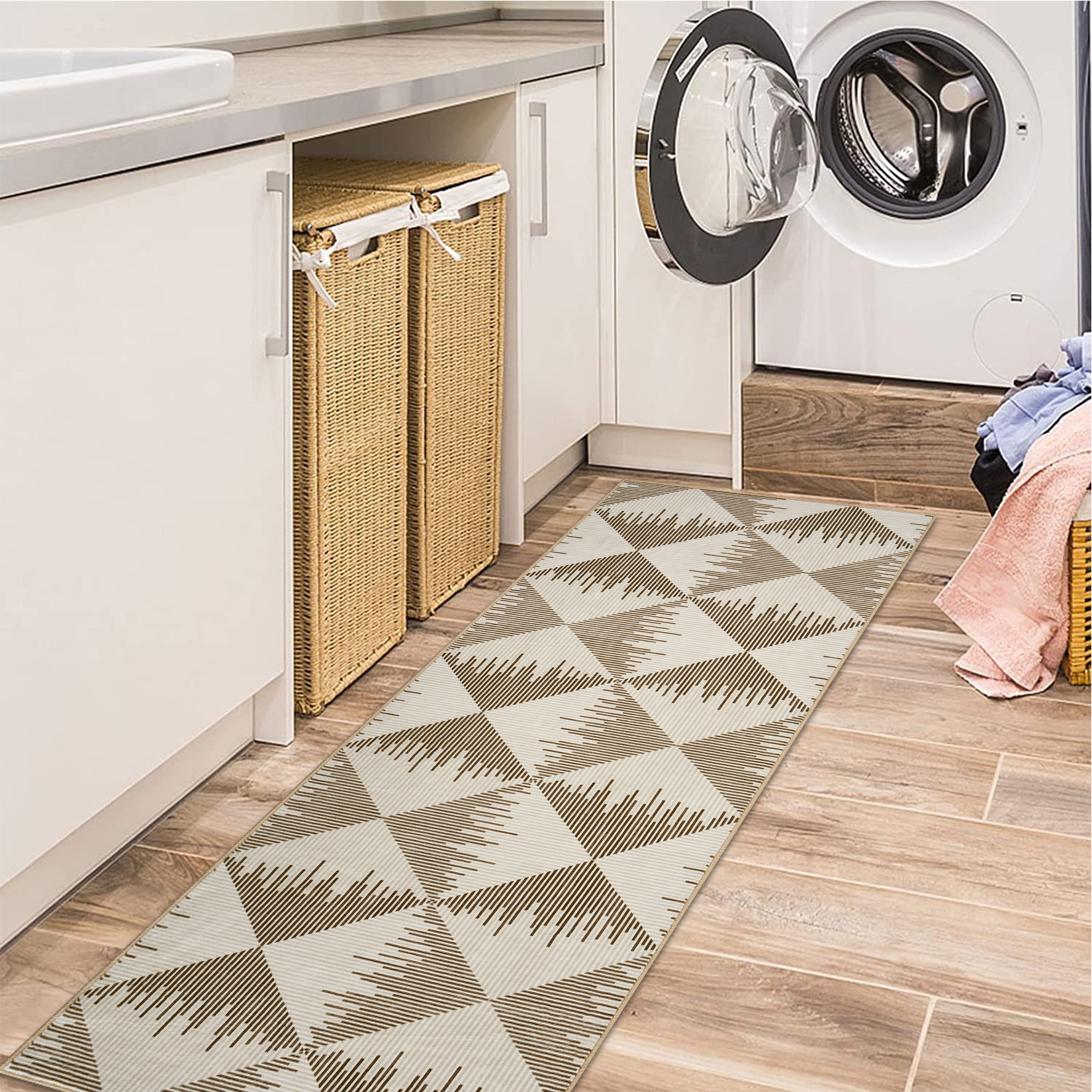 2x6 Washable Runner Rug for Living Room Non Slip Low Pile Modern Geometric Farmhouse Carpets for Bedroom Hallway Entryway Beige