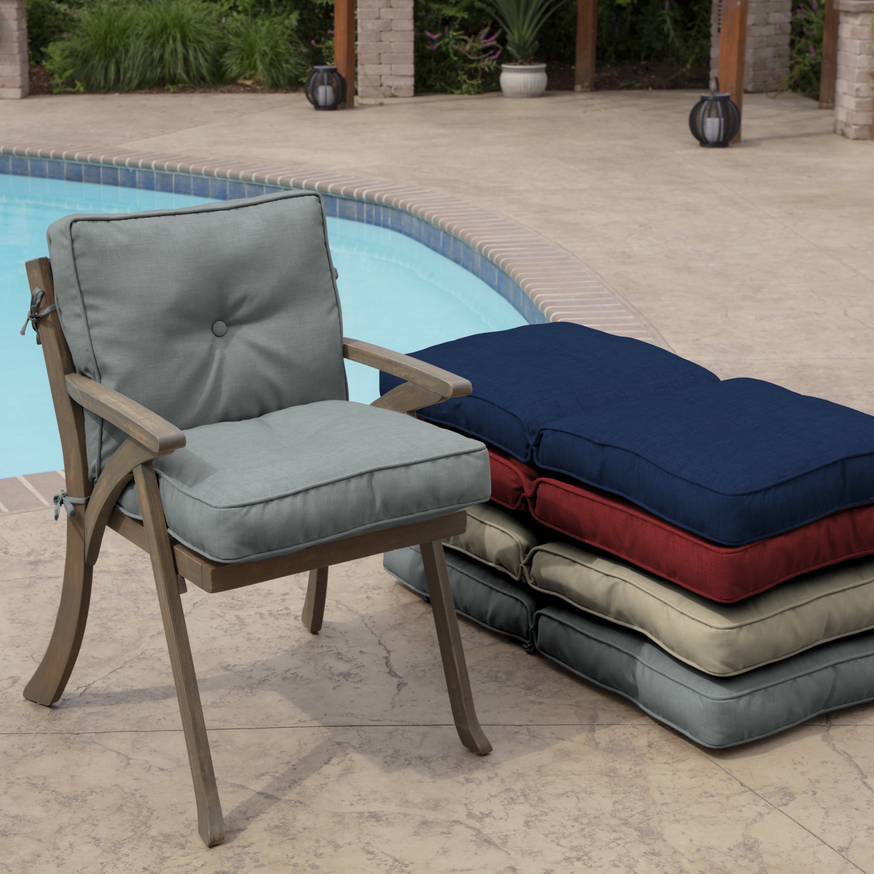 21 x top 20 outdoor cushions