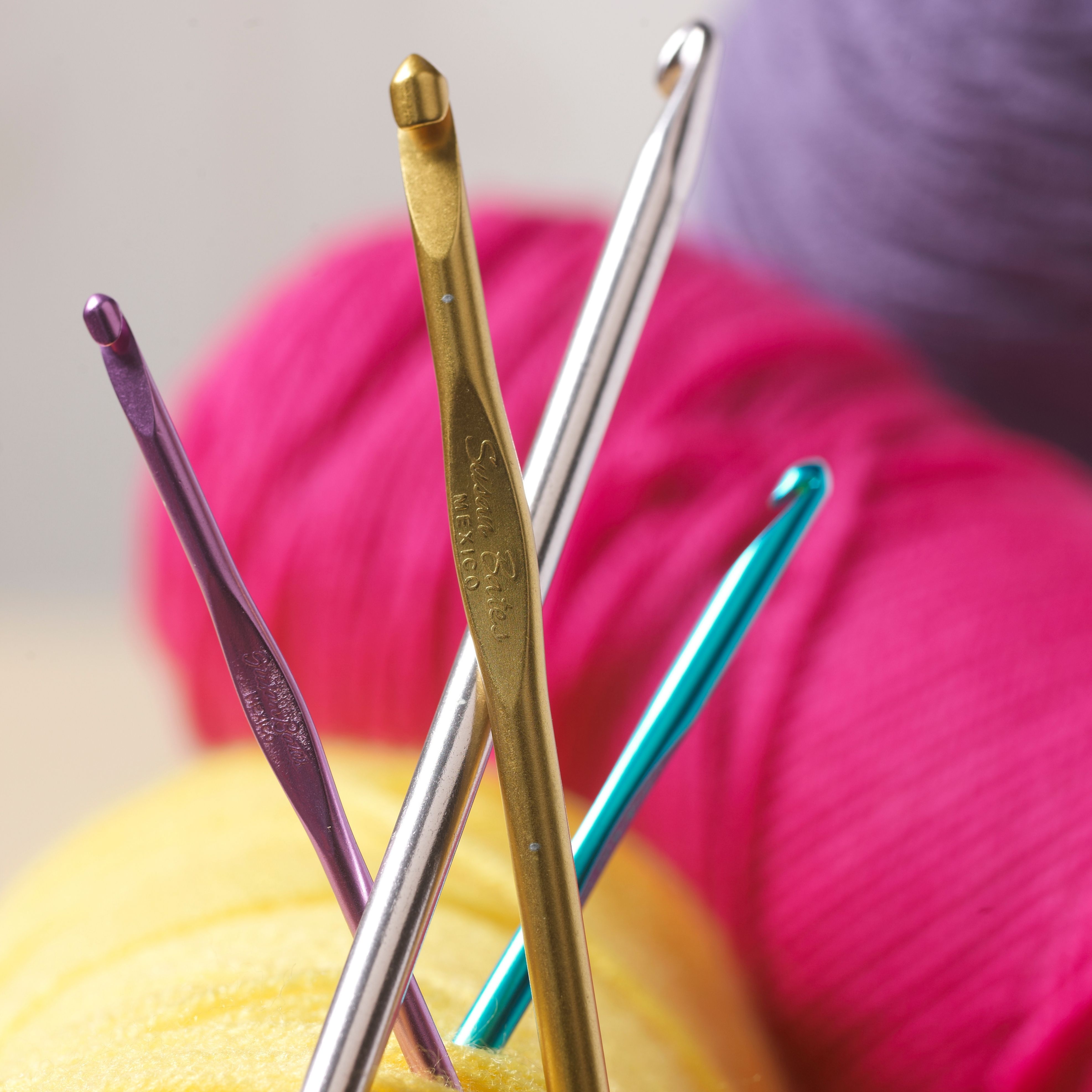 Susan Bates Silvalume Crochet Hook Set, 6 Hooks photo 3