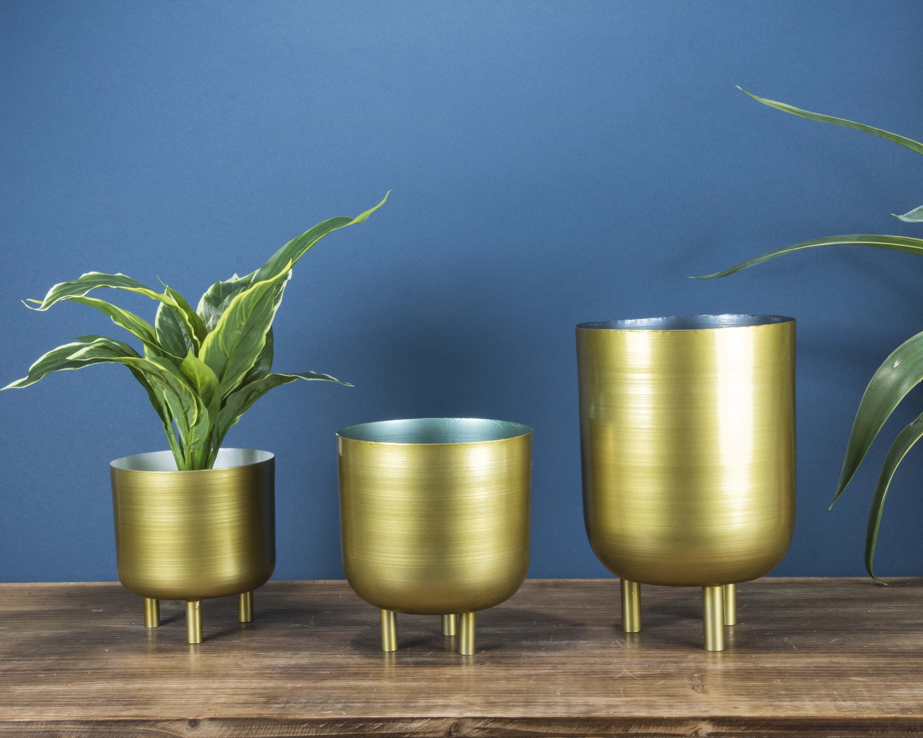 Foreside Home & Garden Set of 3 Modern Brass Metal Planters Walmart