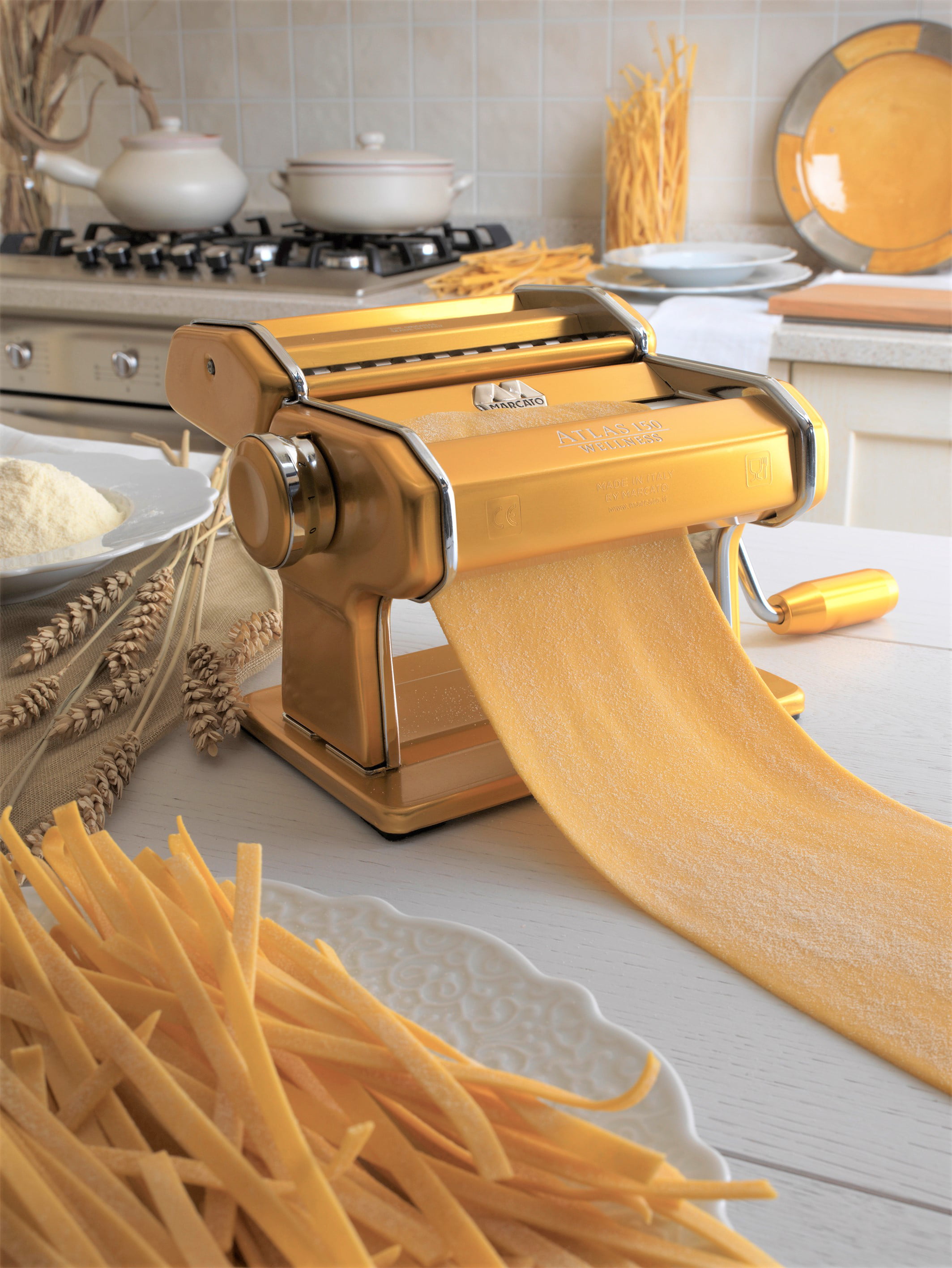 Marcato Atlas Pasta Machine, Made in Italy, Stainless Steel, Gold, Includes  Pasta Cutter, Hand Crank, and Instructions 