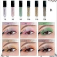 thumbnail image 3 of Set de sombras de ojos con purpurina líquida de larga duración, 1,7 g x 1, 3 of 4