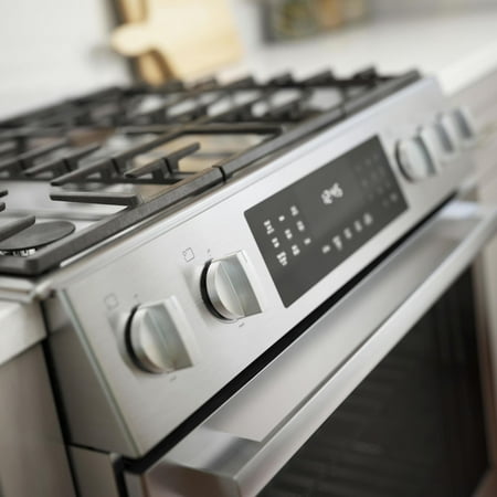 Bosch - Benchmark Series 4.8 Cu. Ft. Self-Cleaning Slide-In Gas Convection Range - Stainless steel