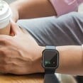 thumbnail image 2 of Protector de pantalla de cristal transparente negro Ultimate Defense Cover para Apple Watch SE 2022, 44 mm, 2 of 5