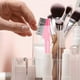 thumbnail image 4 of sweethay Peine limpiador Servicio de larga duración Material premium Operación estilo tonto Pequeño repetitivo de cepillo para fregar Diseño Cuidado del cabello, 4 of 6