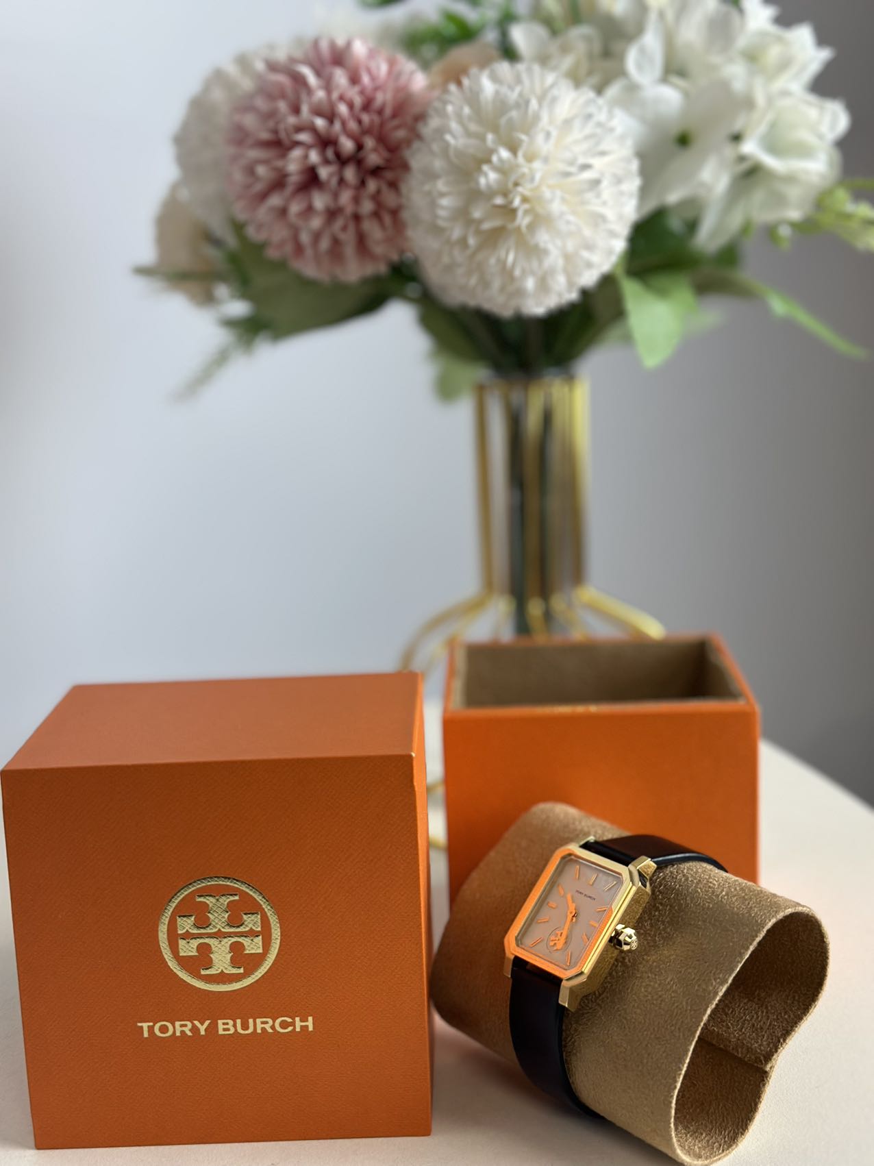 Tory Burch Robinson Gold stainless steel women’s watch TORY BURCH Robinson Womens Watch, White Rectangular Dial  main image 2