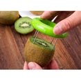 thumbnail image 3 of Pelador de verduras y kiwi, pelador de frutas deshuesado de acero inoxidable para cocina y 2 uds., soporte para bolsa de té colgante de silicona con forma de caracol de color aleatorio JM, 3 of 5