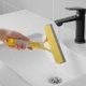 thumbnail image 4 of unbranded 3Ud Squeegee Para Con Botella Rociadora Para Limpieza De Y Puertas De Ducha Color Surtido, 4 of 8