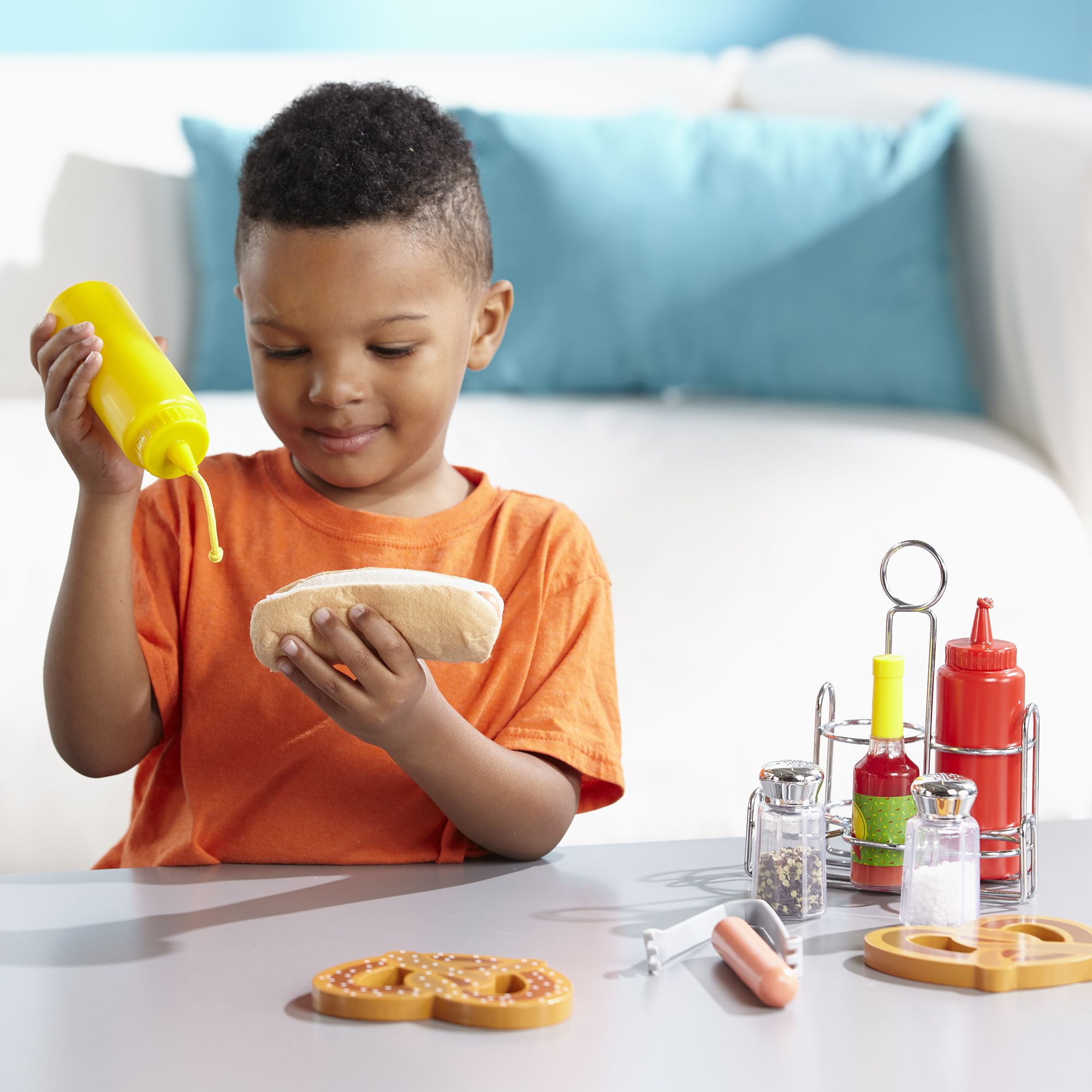 melissa and doug condiment set