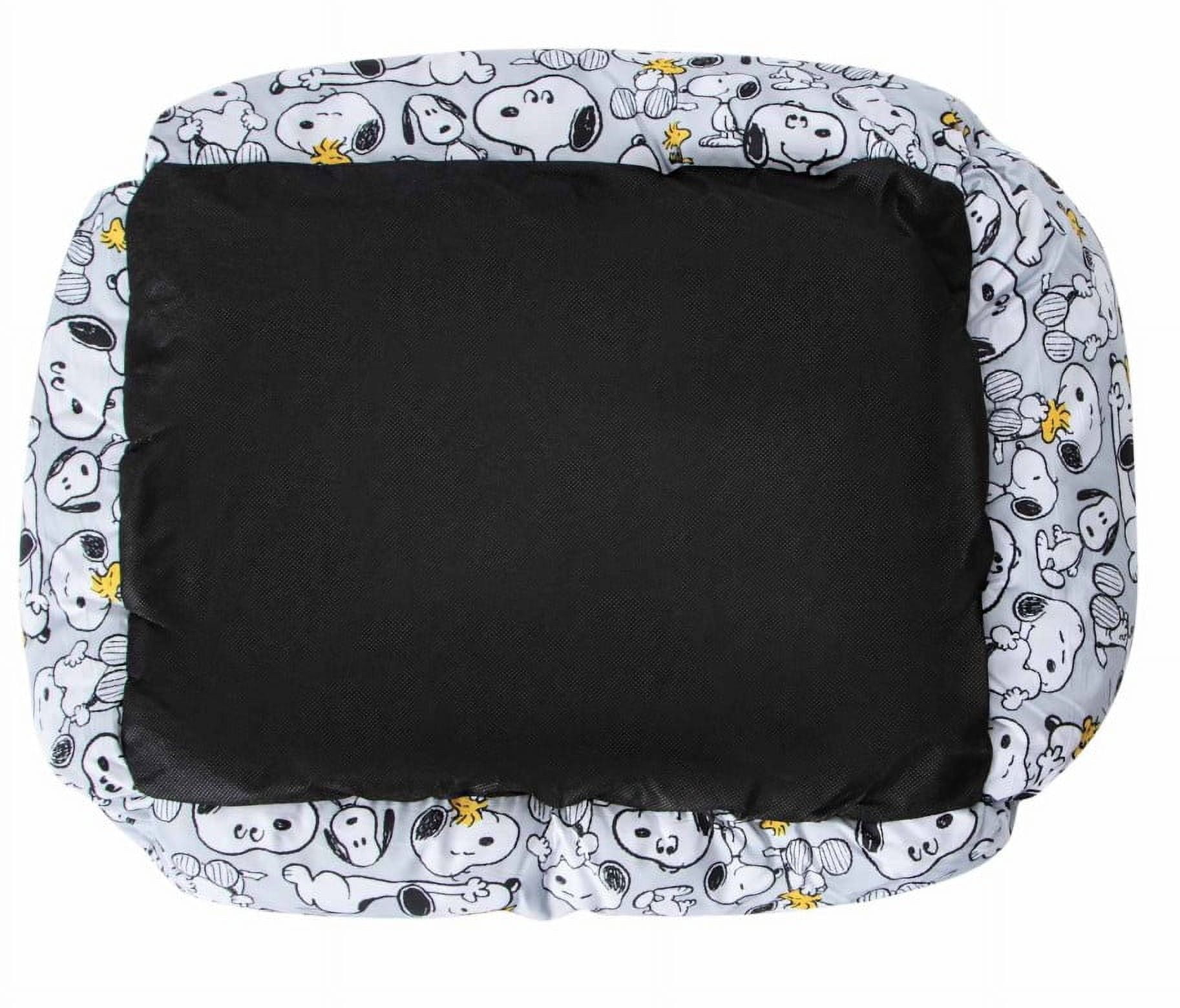 Peanuts Snoopy Super Soft Plush Cuddler Cozy Pet Bed 20" x 16" x 6" for Dogs & Cats, Small Size