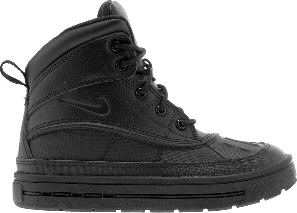 black nike snow boots