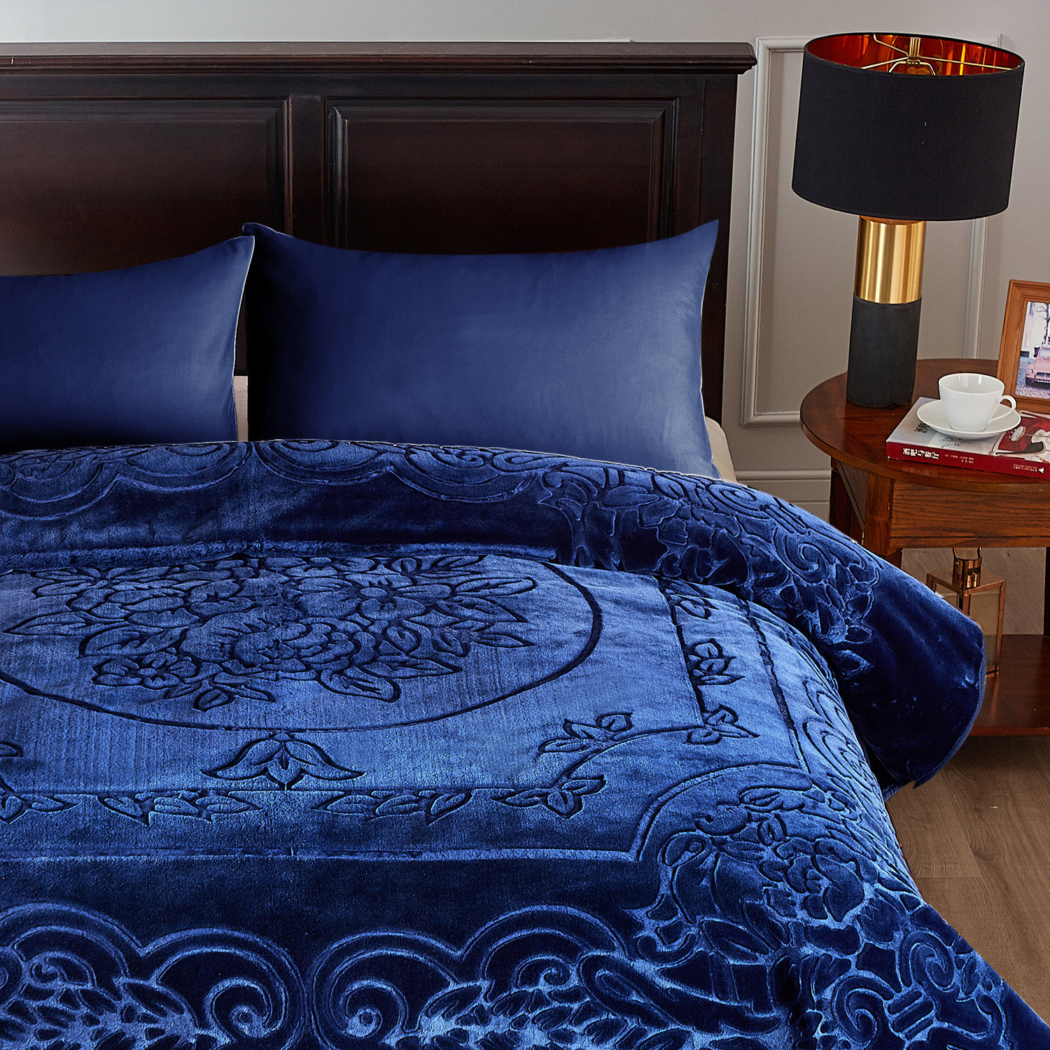 Heavy Thick Fleece Blanket King Size, 9lbs,1 Ply Silky Soft Warm Flower Embossed Raschel Winter Blanket, Minky Soft Plush Blanket for Sofa Bed, 85"x95", Navy Blue