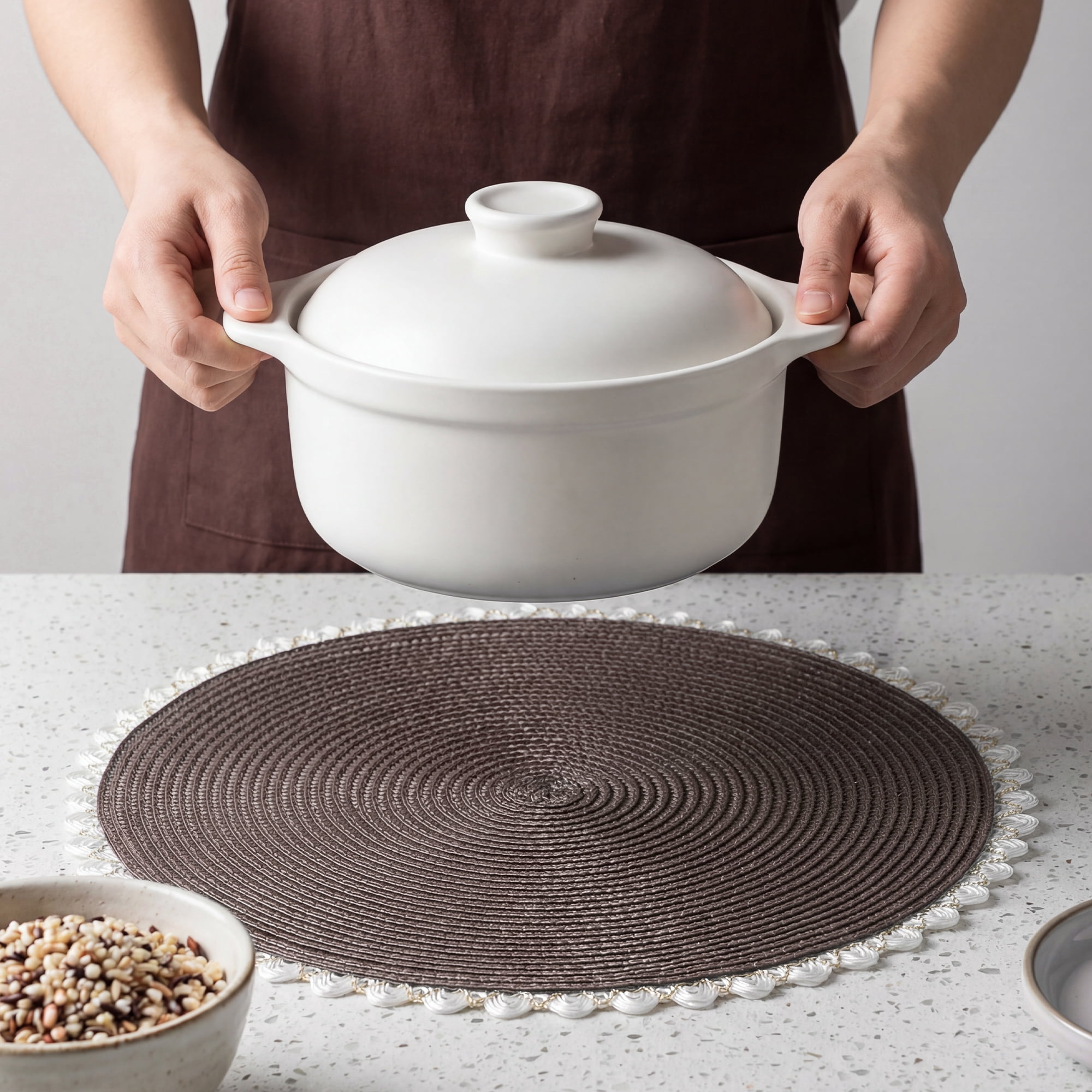 Unique Bargains Round Placemats Set of 6 Woven Table Mats Coffee 15.7x15.7inch