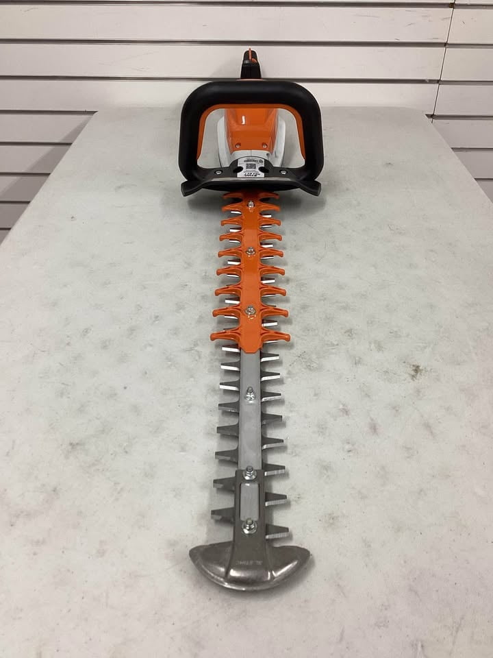 Open Box STIHL 36 V Battery Hedge Trimmer Tool Only