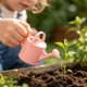 thumbnail image 4 of Mini regadera para niños con boquilla floral de 360 grados, asa apta para niños, plástico ligero, para baño, jardín, piscina, playa y juego sensorial., 4 of 9