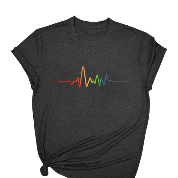 2025 Women's Rainbow Heart Pride Shirt - LGBTQ  Equality Graphic Tee | Short Sleeve Casual Crew Neck Summer LGBT Awareness Top