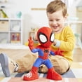 thumbnail image 4 of Spidey y sus increíbles amigos Marvel Dance 'N Crawl Spidey, juguete de peluche interactivo con 20 frases y sonidos, 2 canciones, juguetes de superhéroes para niños de 3 años en adelante, 4 of 5
