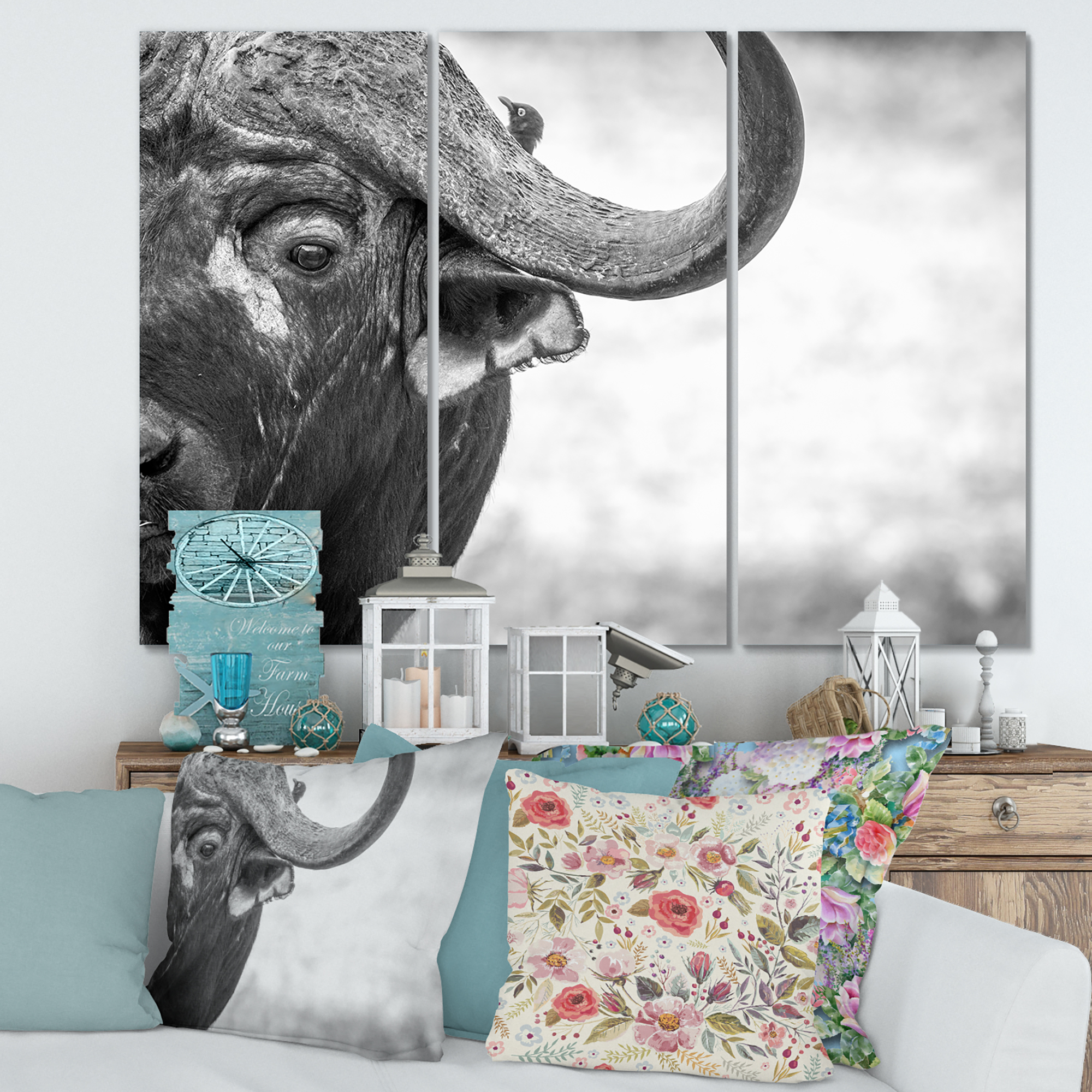 Designart ' Black and White Portrait Of Buffalo III ' Farmhouse Canvas Wall Art Print