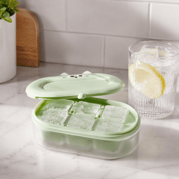 Press Type Ice Tray with Sealed Lid, Food Grade Plastic Stackable Ice Maker Mold Odor-proof Freezer Ice Tray 4.72x2.75x1.37in Green