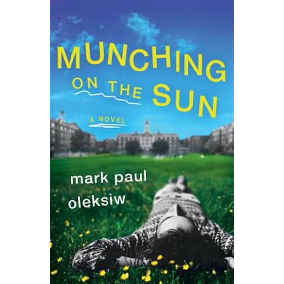 Pre-Owned Munching on the Sun, (Paperback)