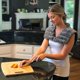 thumbnail image 4 of Almohadilla térmica ponderada grande 2024 con cuello alto y almohadilla térmica para microondas, adecuada para cuello, Sh, 4 of 5