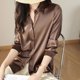 thumbnail image 3 of Blusa de satén de seda con botones para mujer - Manga larga, cuello en V, corte holgado, camisa informal para la oficina, 3 of 6