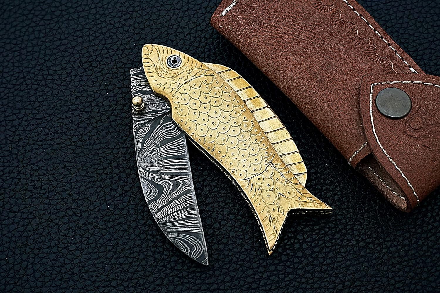 Smart & Sharp Custom Handmade Damascus Steel Fish Knife/Folding Knife/Pocket Knife SS-17370(Brass Engraved Handle)