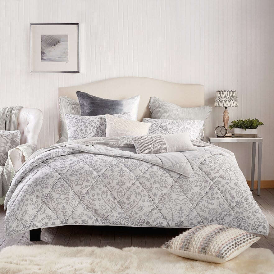 Peri Home Block Print Floral Full Queen Quilt Bedding 90 Inches X 90 Inches Grey Walmart Com Walmart Com
