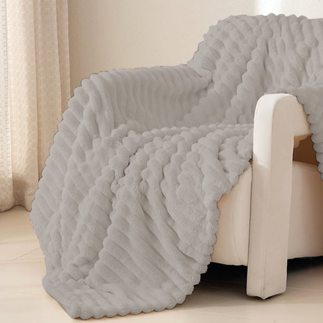 Thick Double Layer Raschel Blanket for Bed and Sofa 70 in x 100 cm Soft Polyester Throw for Winter Warmth