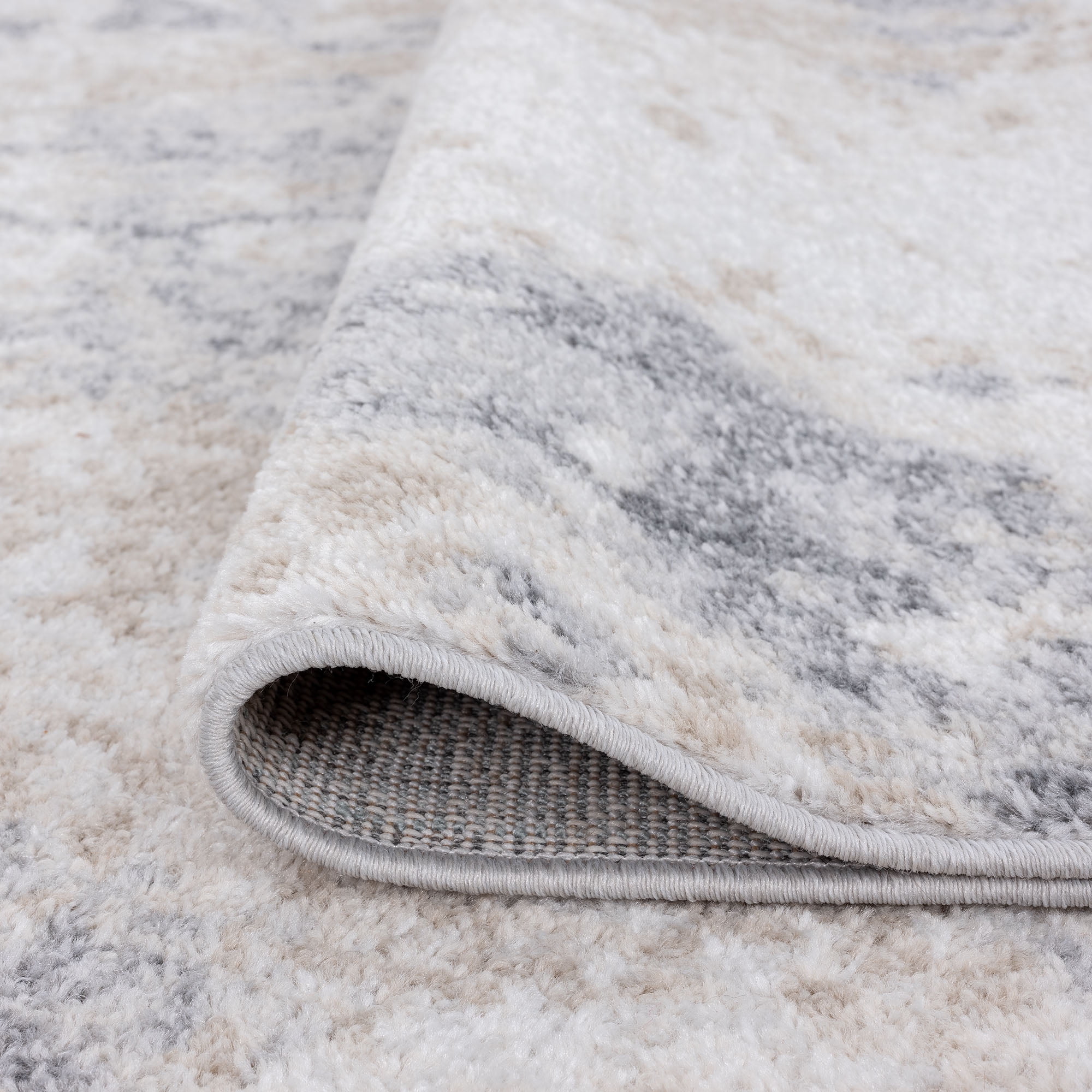 Diamond Contemporary 9' x 12' Gray and Cream Polypropylene Indoor Area Rug