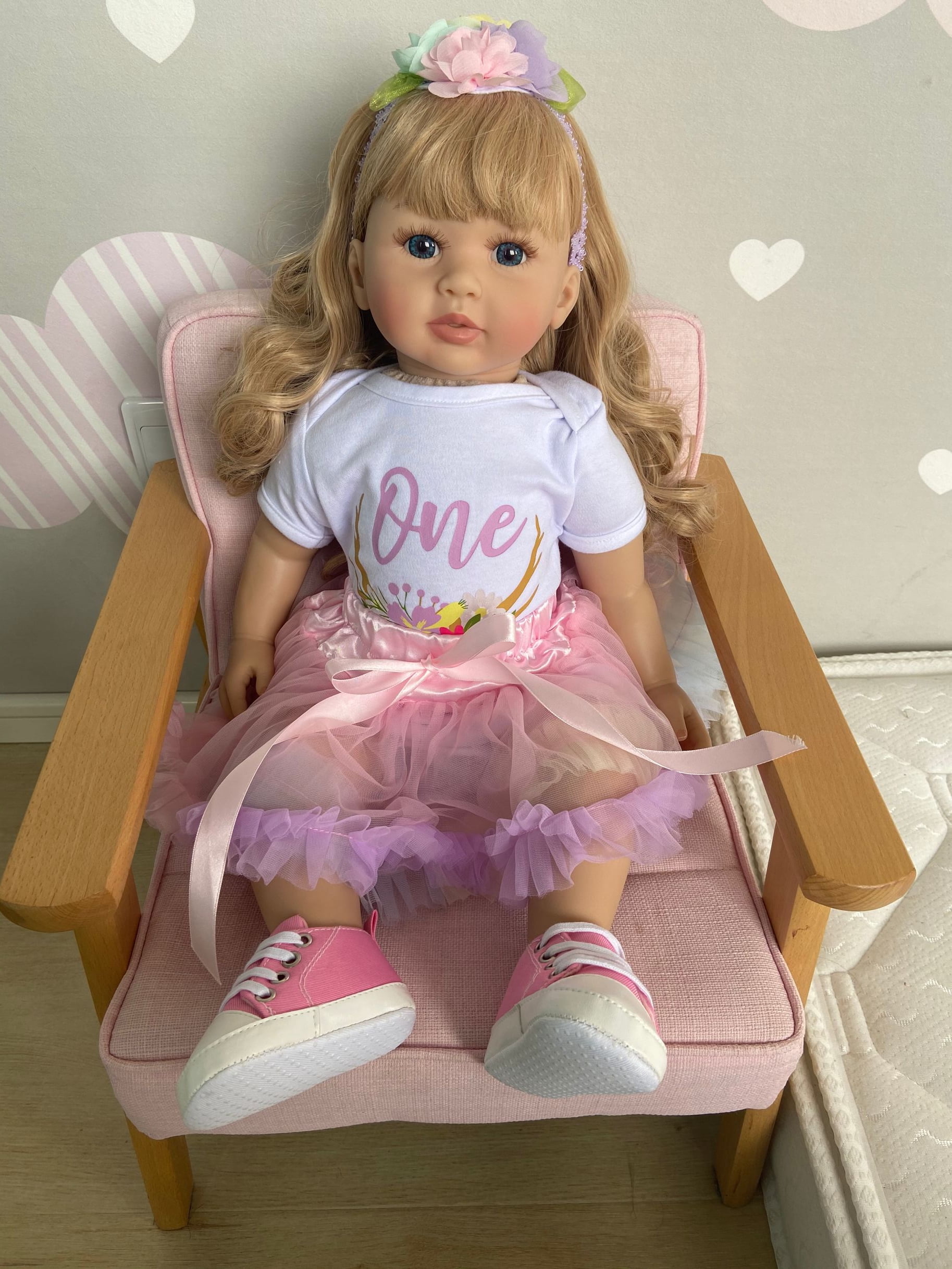 24 inch Lifelike Reborn Baby Dolls Cloth Body Vinyl Limbs Real Baby Doll Handmade Real Life Baby with Toy Accessories Gift Set for Kids Age 3+