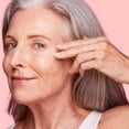 thumbnail image 3 of Serum Clarins Super Restaurador Remodelador Antienvejecimiento 30 ml, 3 of 6